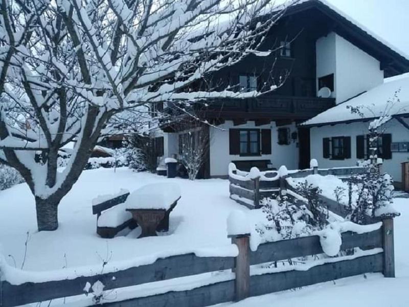 Gipfelblick Am Woessenerbach Apartamento Unterwössen Exterior foto