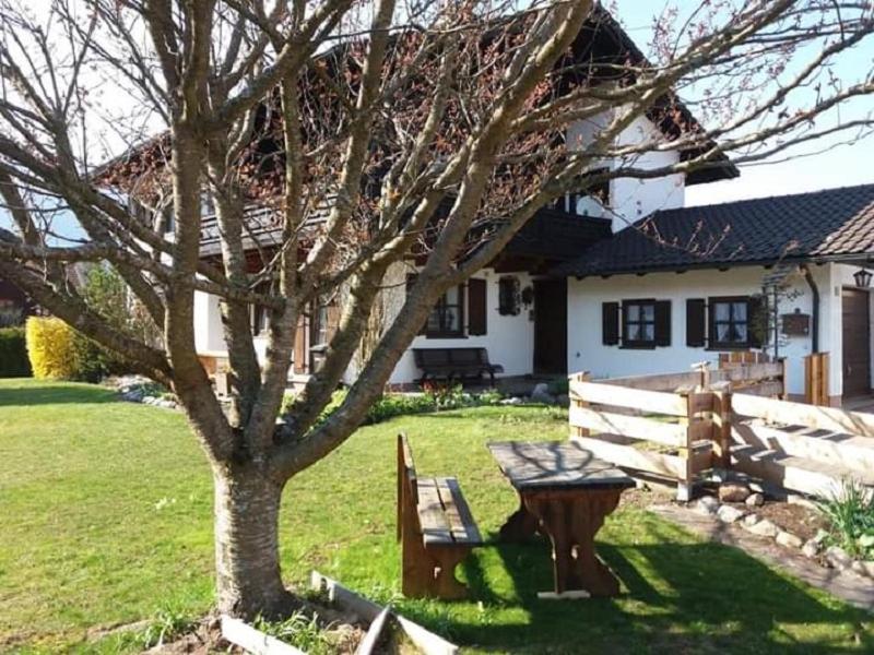 Gipfelblick Am Woessenerbach Apartamento Unterwössen Exterior foto